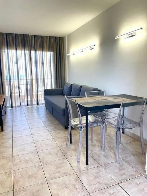 Cecilia Apartmentplaya De Las Americas Espanha